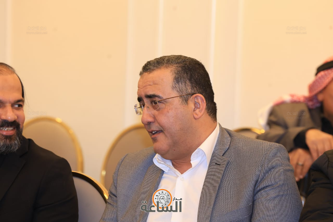 Madar Al-Saa Images 0.1344840721713393