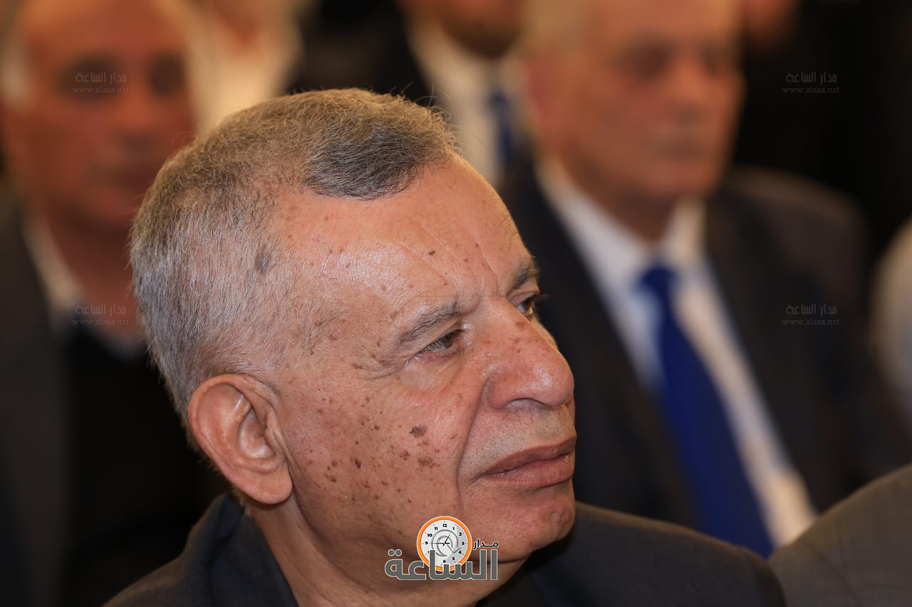 Madar Al-Saa Images 0.617703636067629