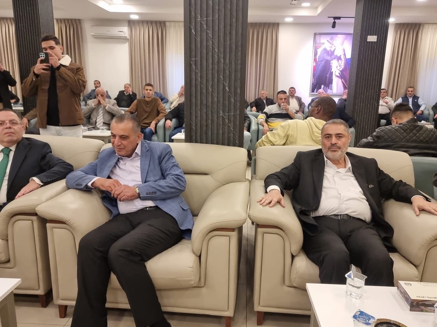 Madar Al-Saa Images 0.2589484761096972