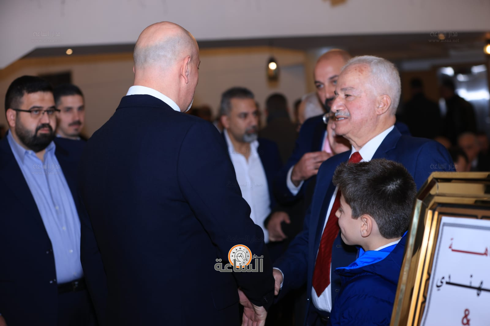 Madar Al-Saa Images 0.8388994943831701