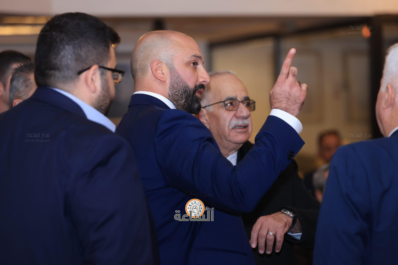 Madar Al-Saa Images 0.38510399816710805