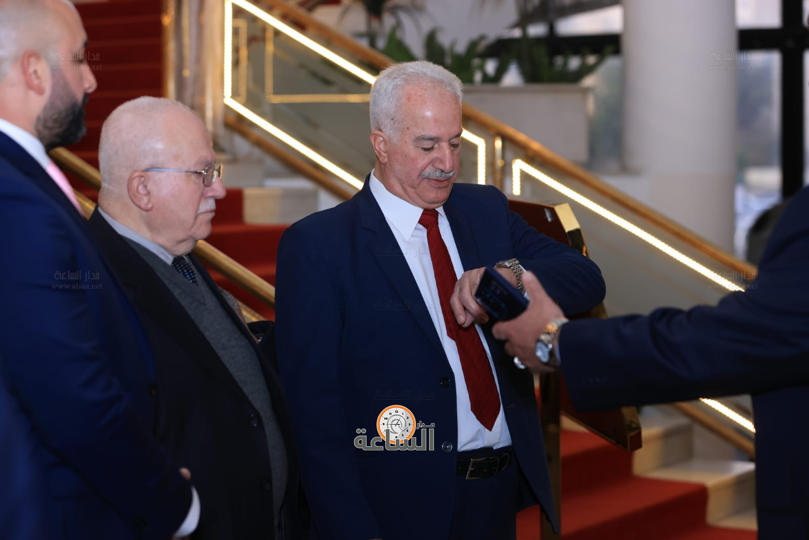 Madar Al-Saa Images 0.4677499953304787