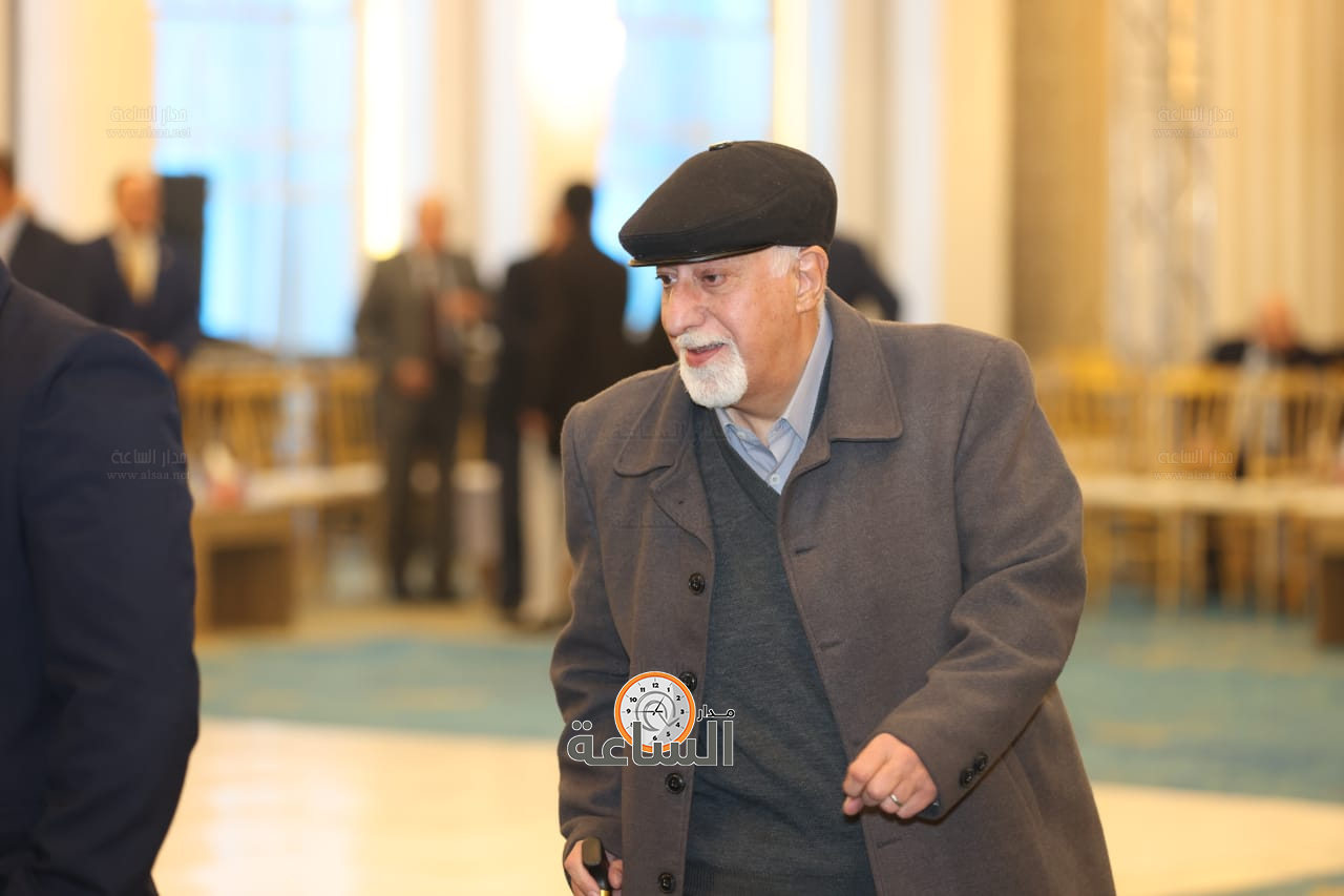 Madar Al-Saa Images 0.7313062338290527