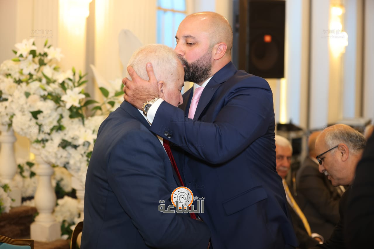 Madar Al-Saa Images 0.2740271752020843