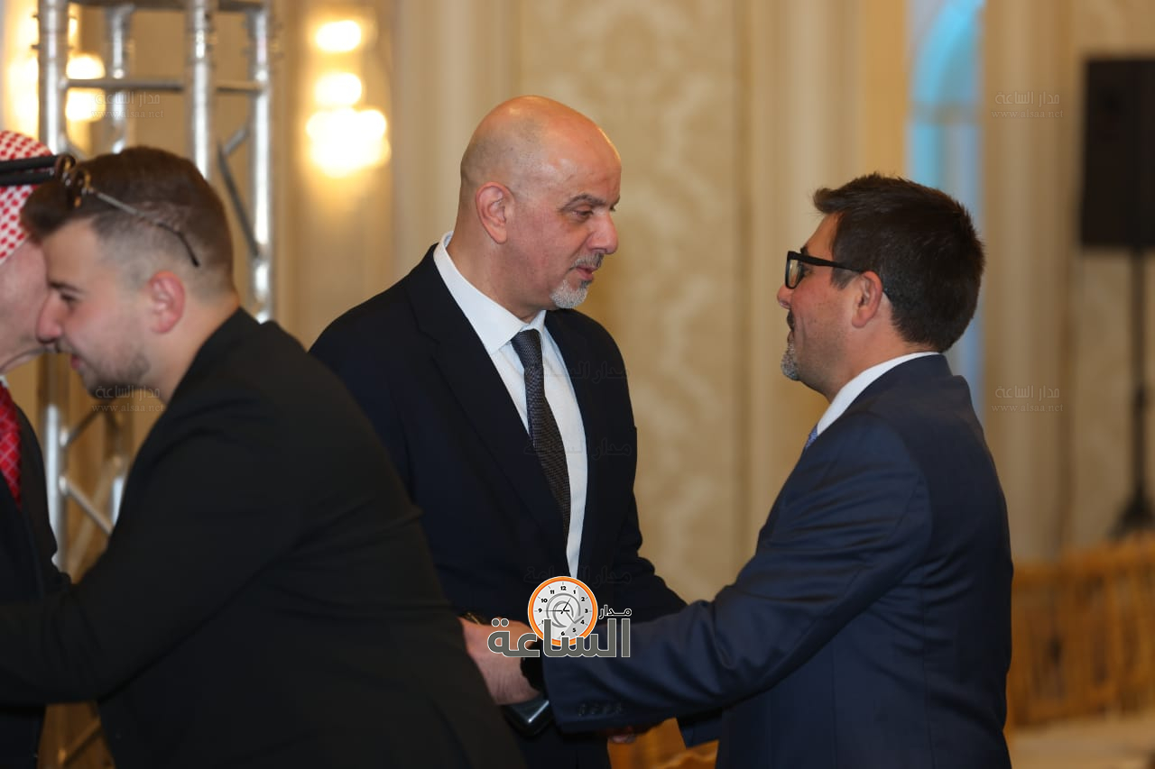 Madar Al-Saa Images 0.6340123452662725