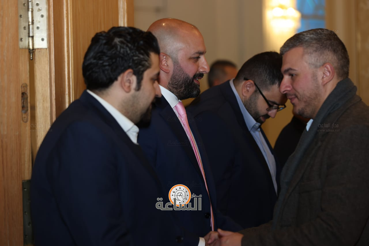 Madar Al-Saa Images 0.9352608499678229