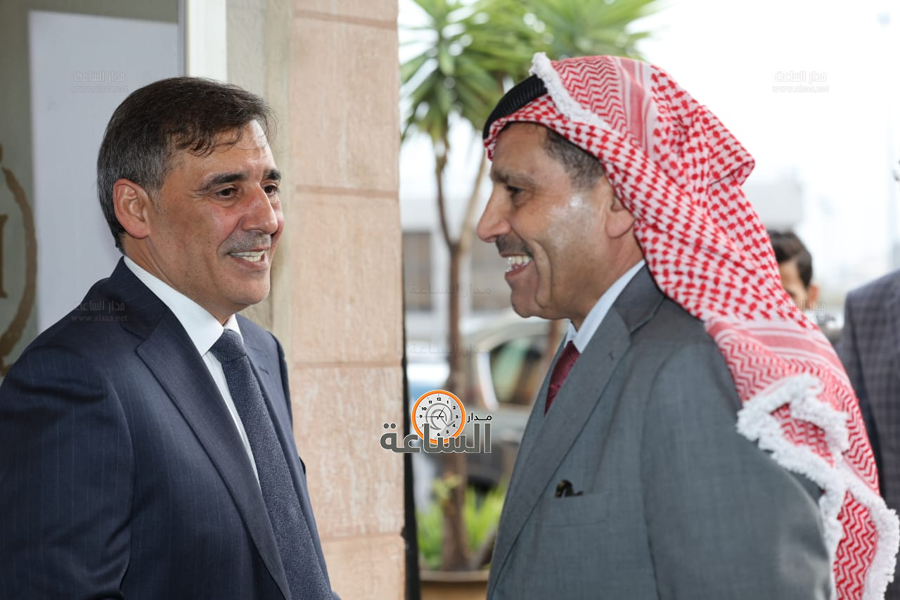 Madar Al-Saa Images 0.05473547704254034