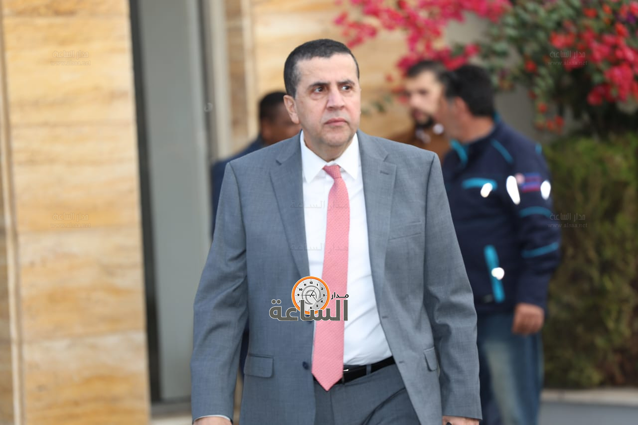 Madar Al-Saa Images 0.6641660391254507