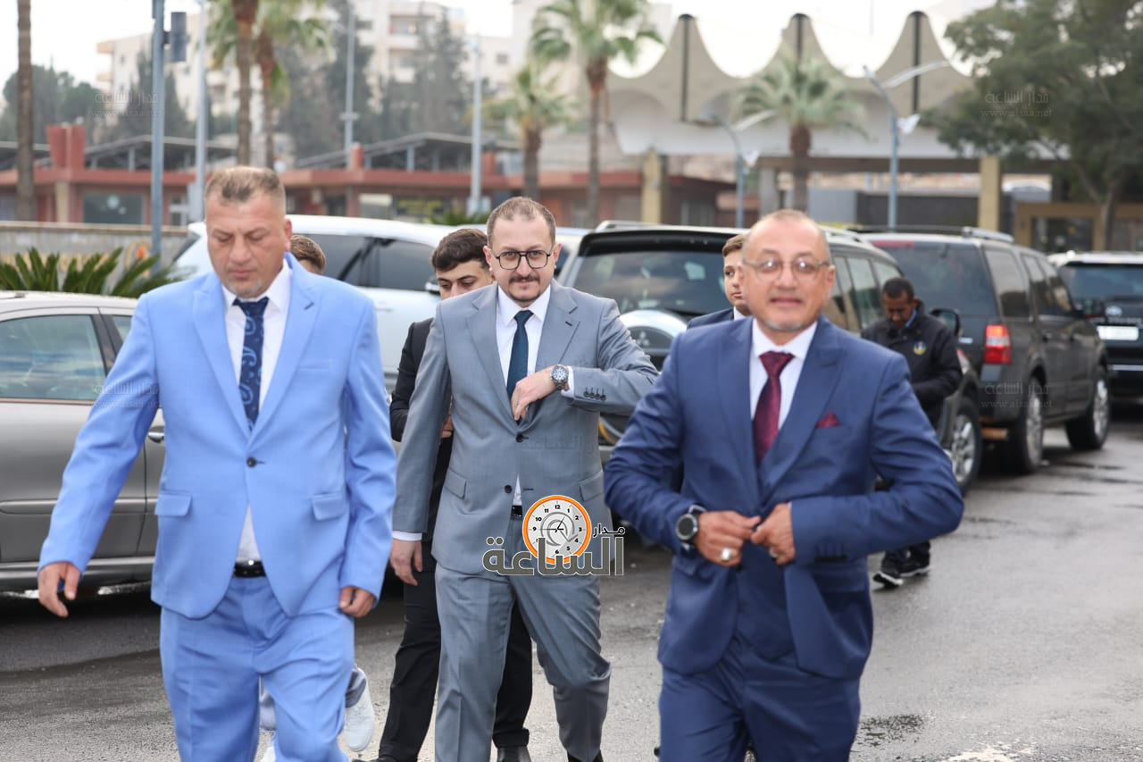 Madar Al-Saa Images 0.4772263694809068