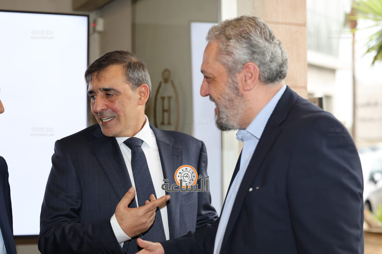 Madar Al-Saa Images 0.26763477832941707