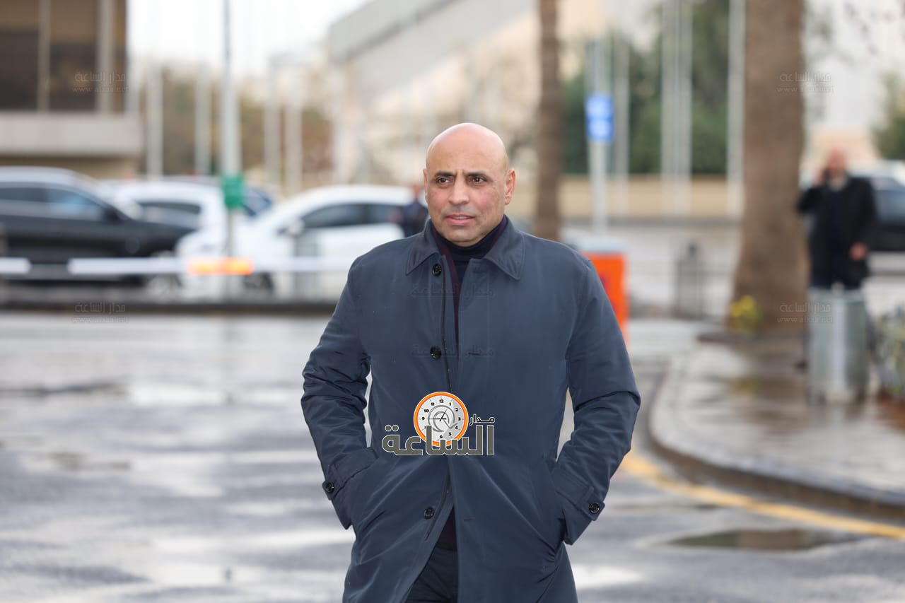 Madar Al-Saa Images 0.488255743280247