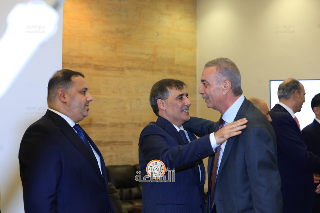 Madar Al-Saa Images 0.9387246852288097