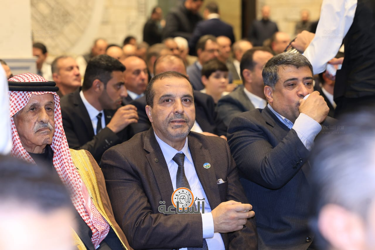 Madar Al-Saa Images 0.01741958067326832