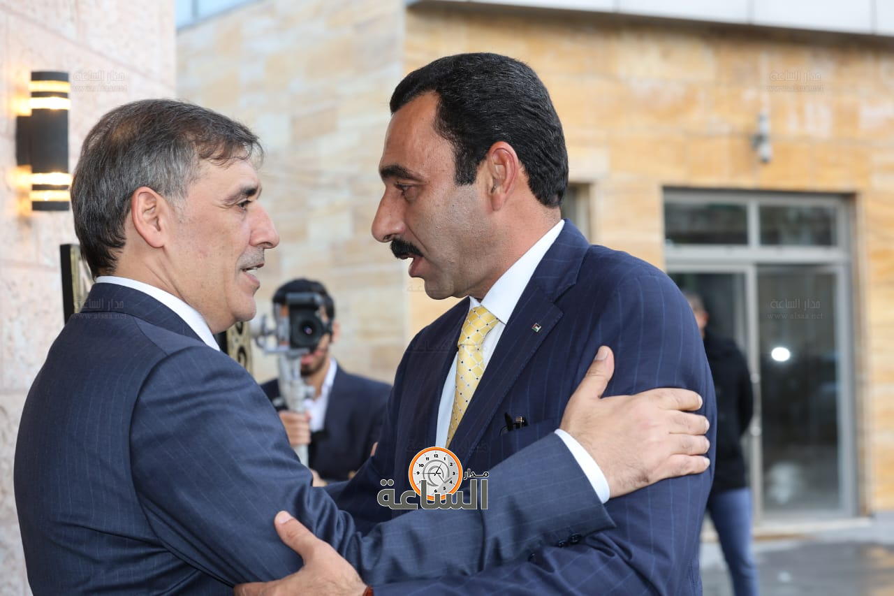 Madar Al-Saa Images 0.7284235884540959