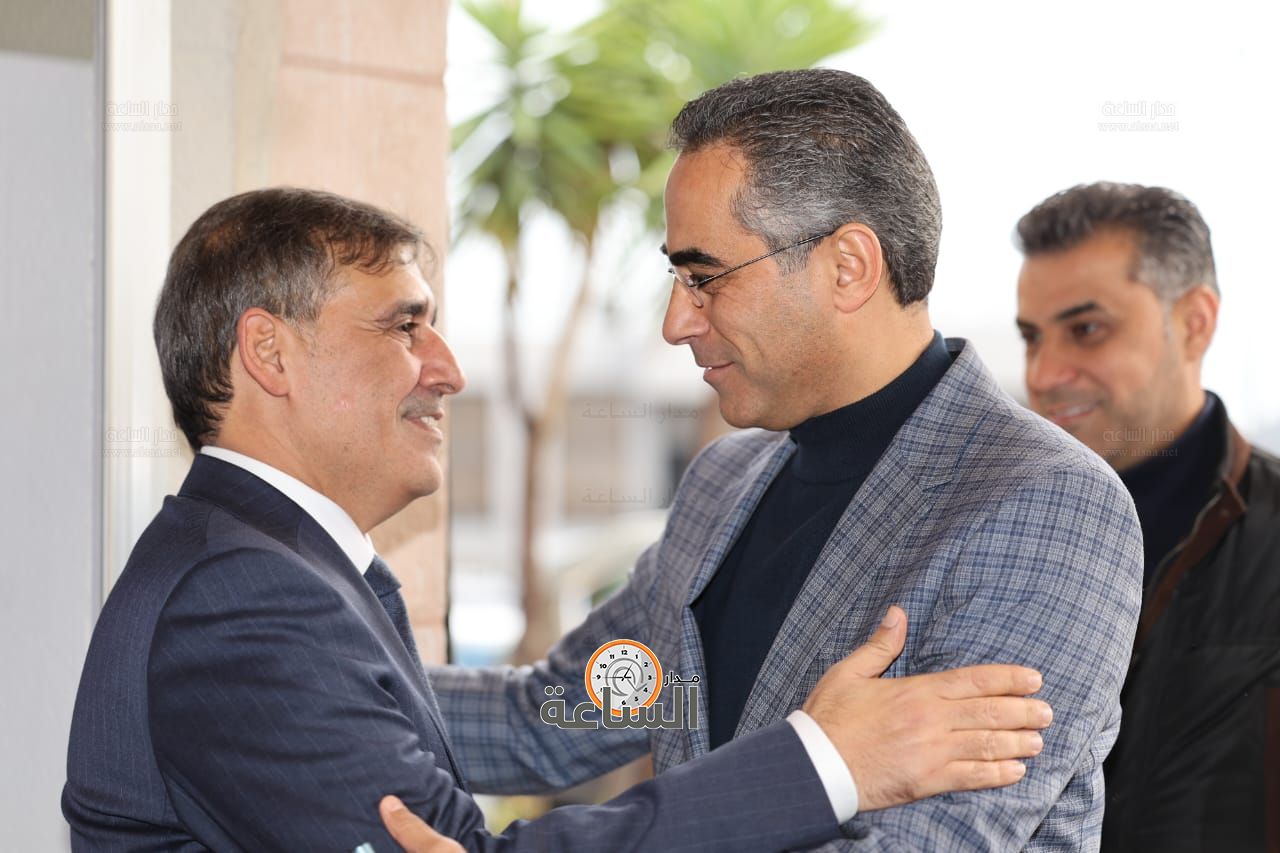 Madar Al-Saa Images 0.2239572166826631