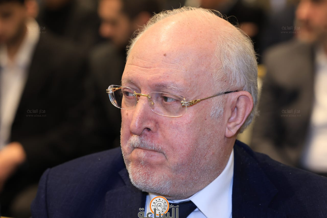 Madar Al-Saa Images 0.5971116705239213