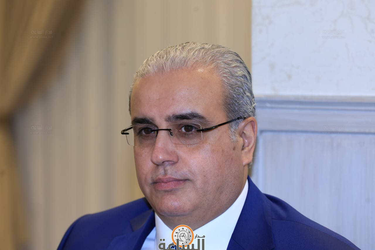 Madar Al-Saa Images 0.5941380157190794