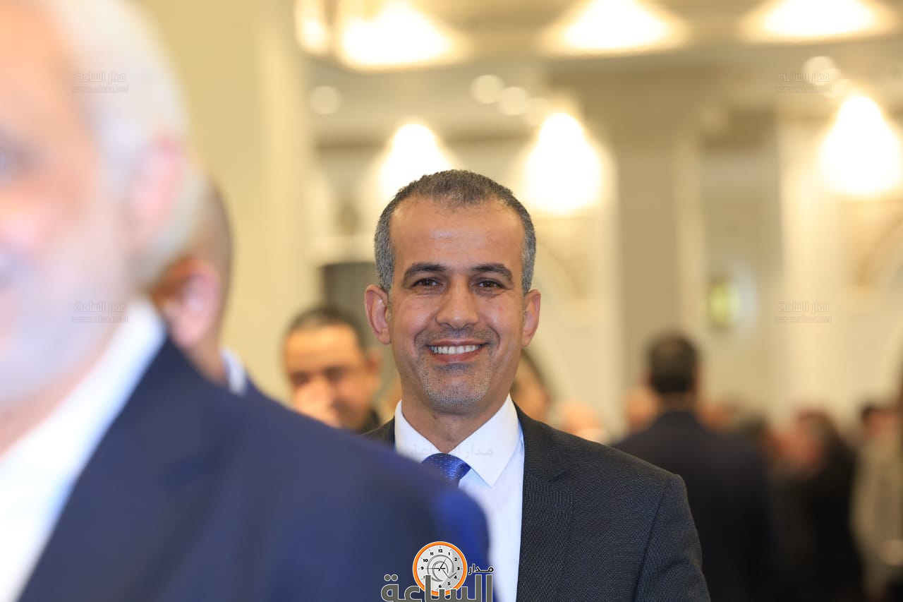 Madar Al-Saa Images 0.6760792477257392