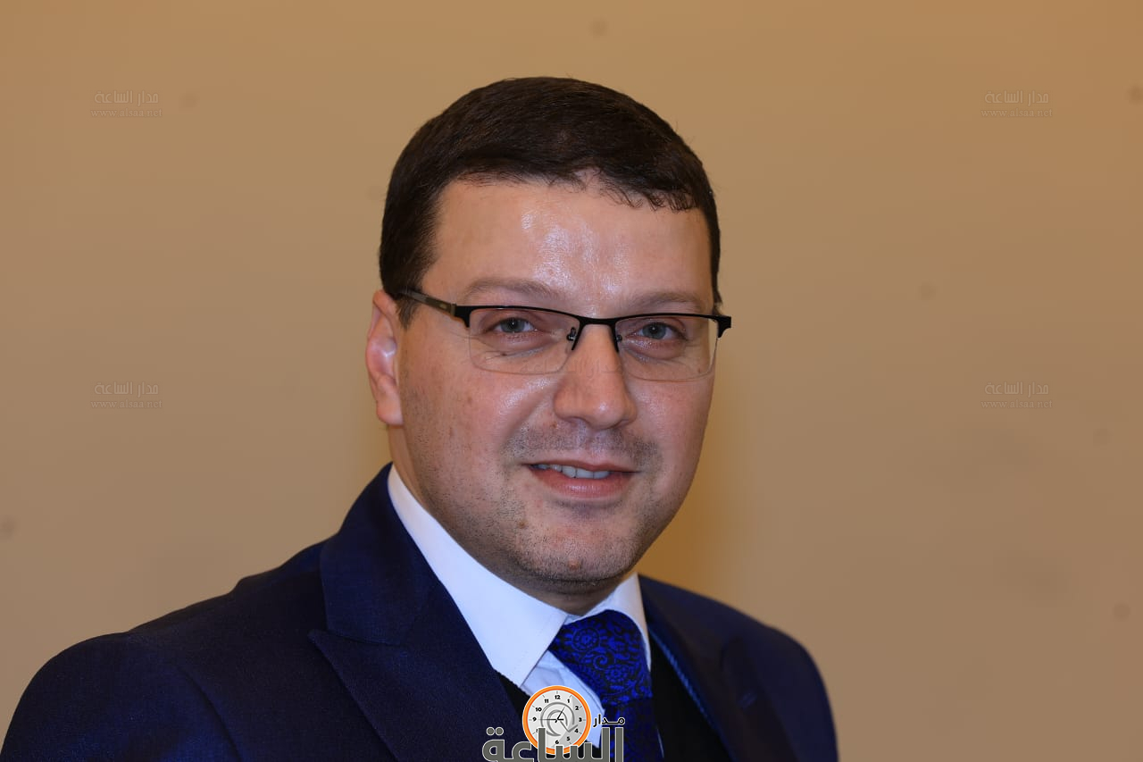 Madar Al-Saa Images 0.4025683115358203