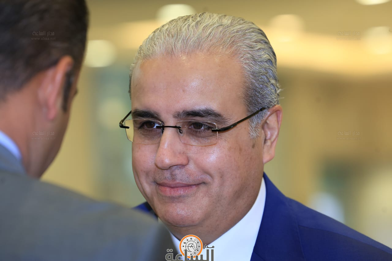 Madar Al-Saa Images 0.8336141838555333