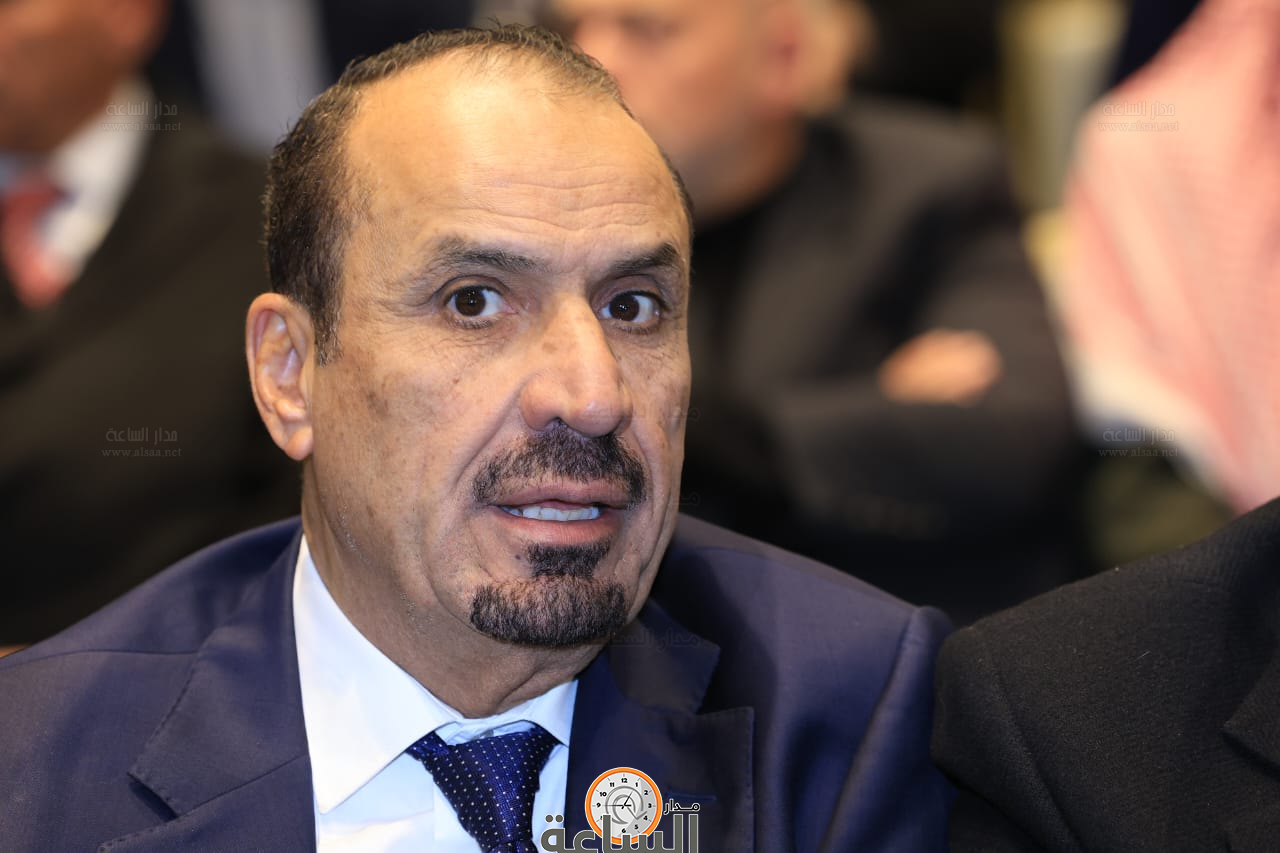 Madar Al-Saa Images 0.40088128575686455