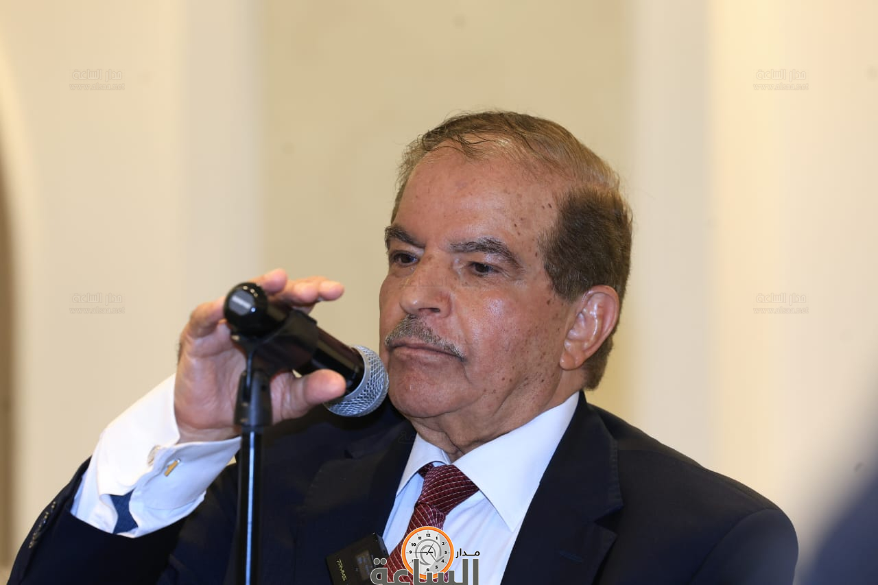 Madar Al-Saa Images 0.14136181234233702