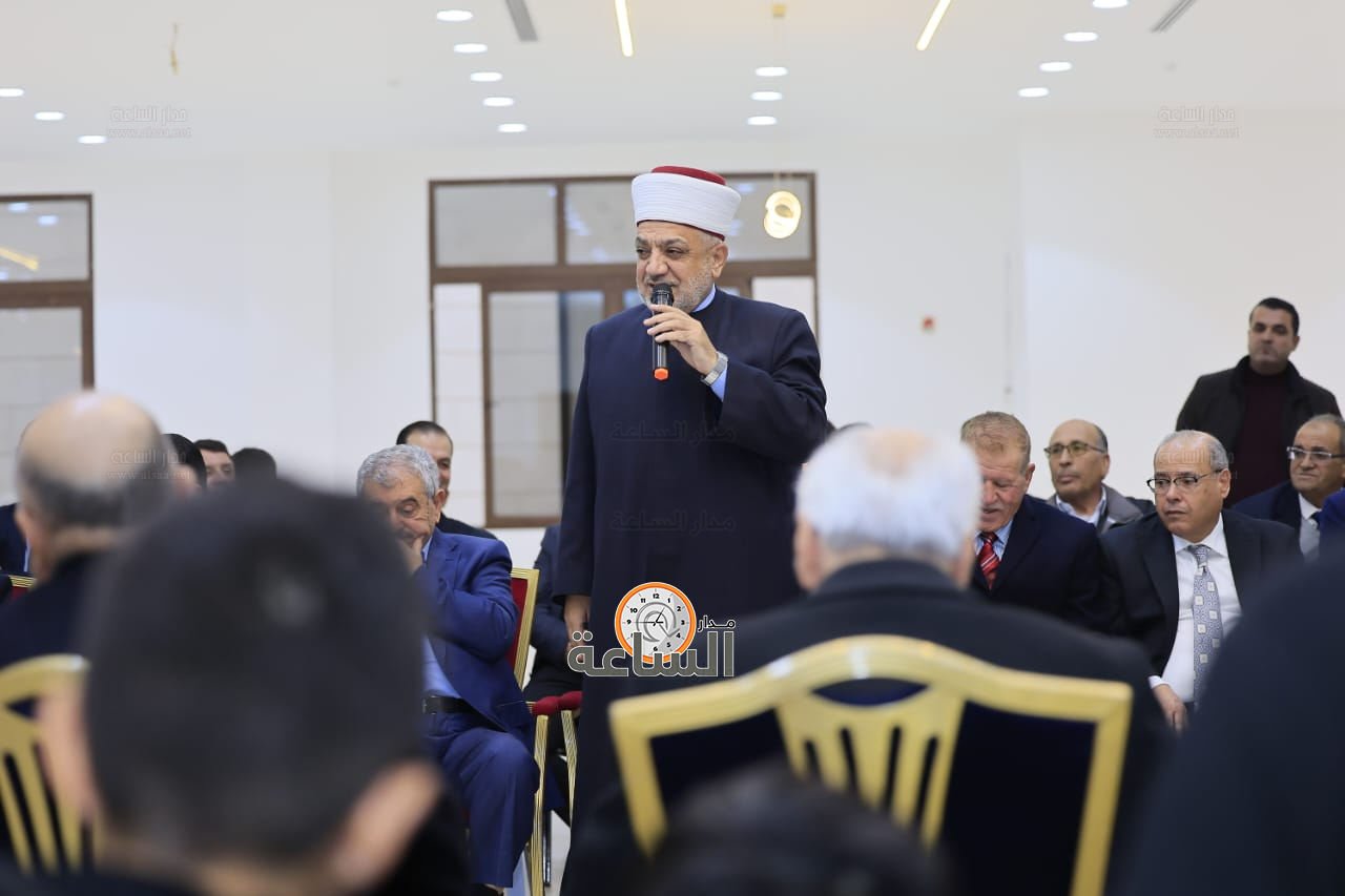 Madar Al-Saa Images 0.3939282228356179