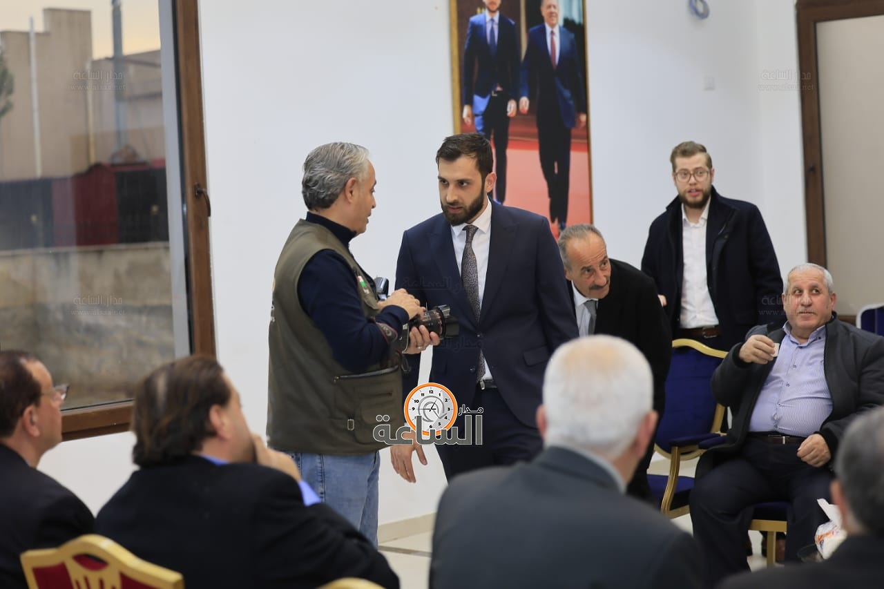 Madar Al-Saa Images 0.545173548470499