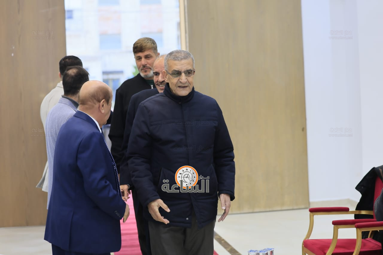 Madar Al-Saa Images 0.8677444063202261