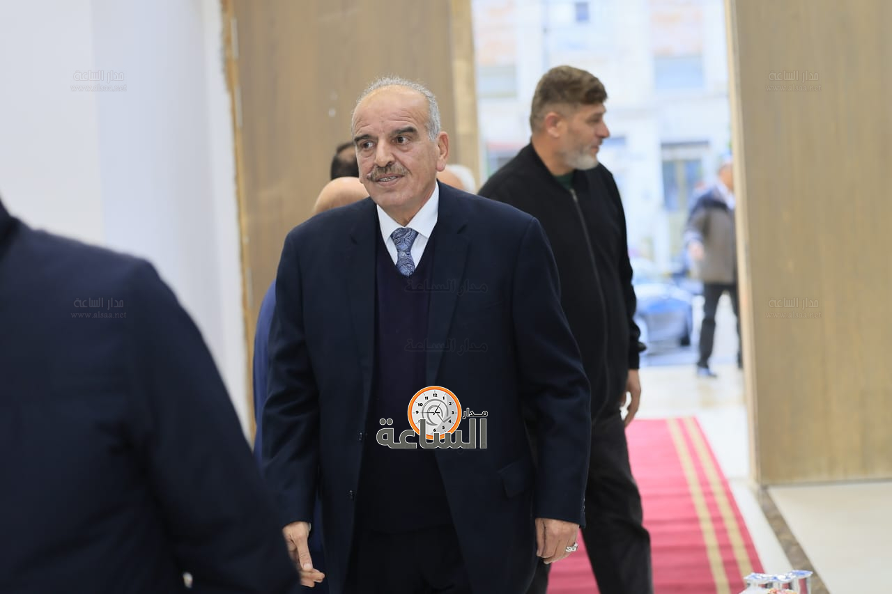 Madar Al-Saa Images 0.30104760615246307