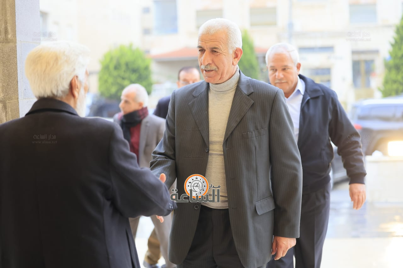 Madar Al-Saa Images 0.9889297660443348