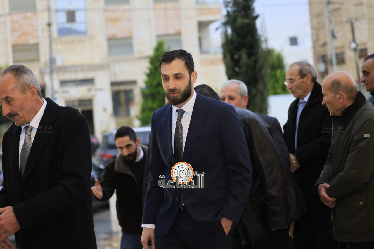 Madar Al-Saa Images 0.7395902683596159