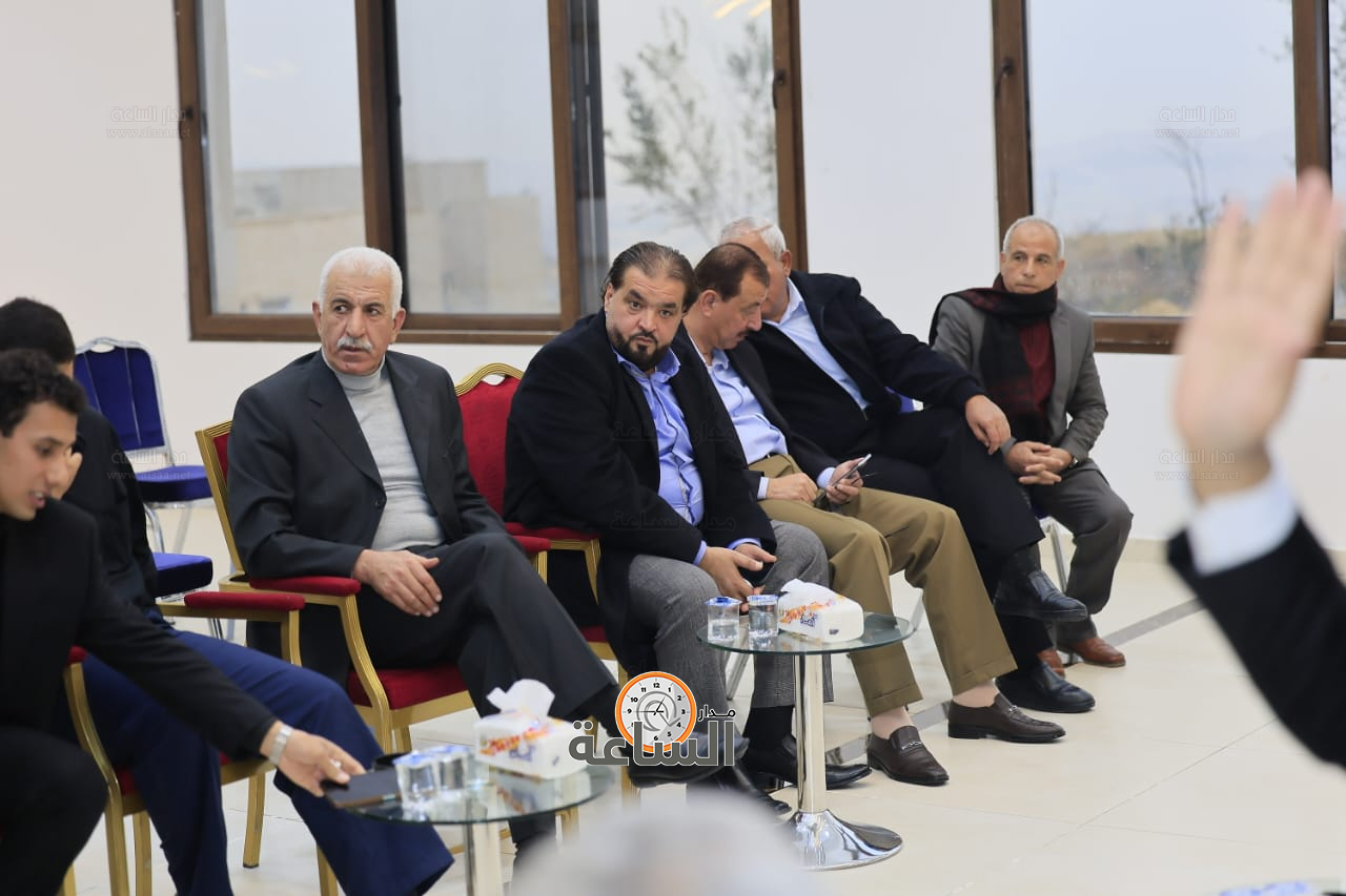 Madar Al-Saa Images 0.32295300096365476