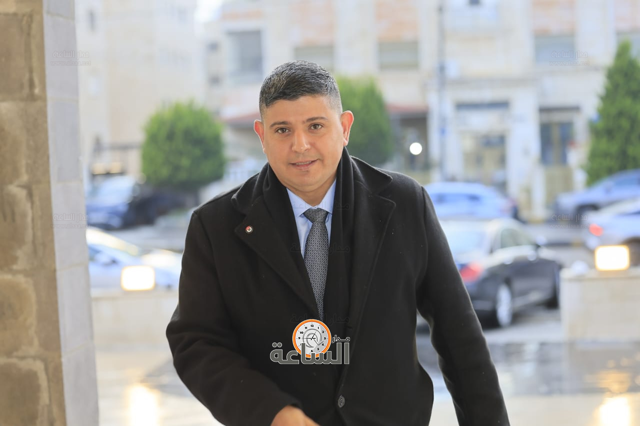 Madar Al-Saa Images 0.666655902958462