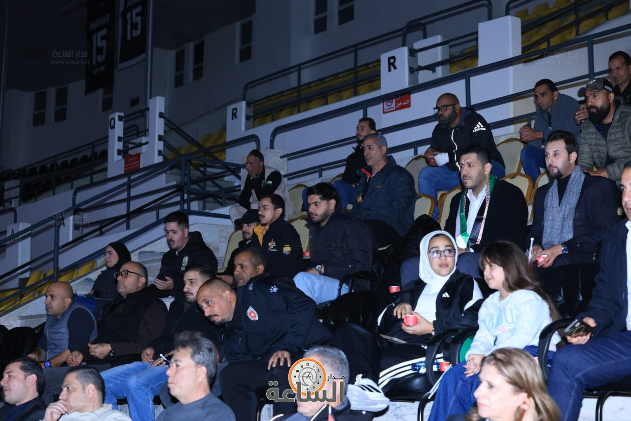 Madar Al-Saa Images 0.4124868177837837