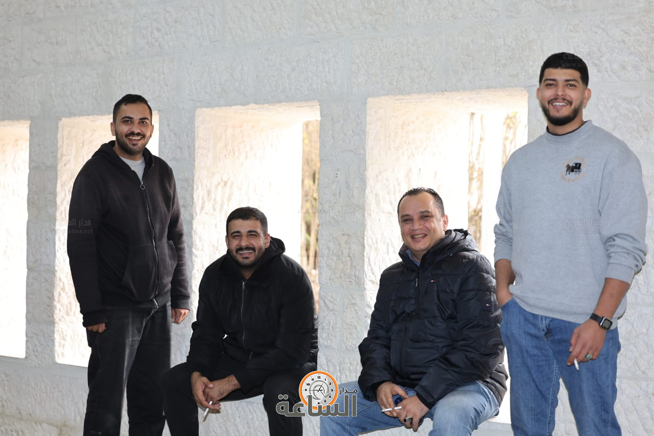 Madar Al-Saa Images 0.8731212035615025