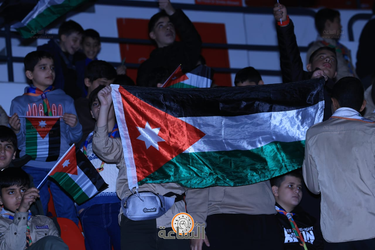 Madar Al-Saa Images 0.7503769466347275