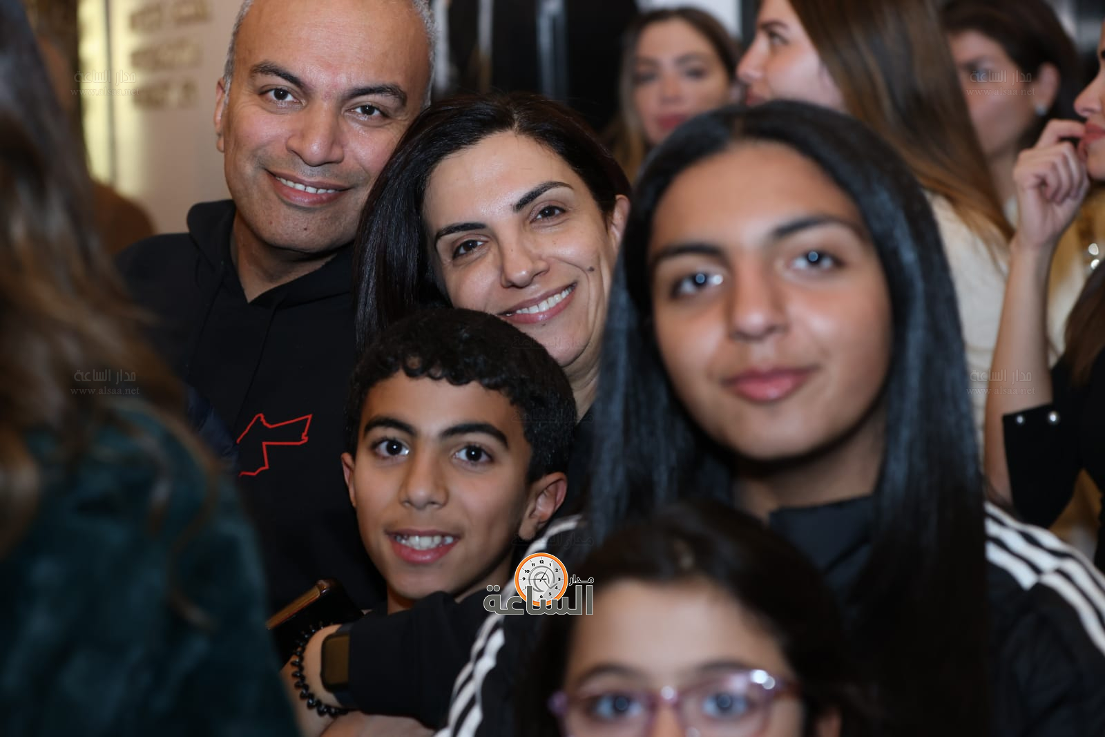 Madar Al-Saa Images 0.49255465424983946