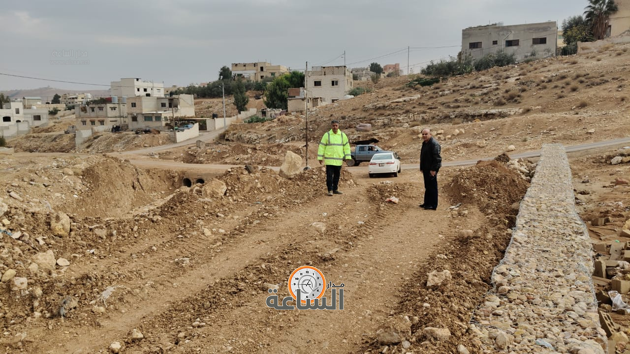 Madar Al-Saa Images 0.3837414997699323