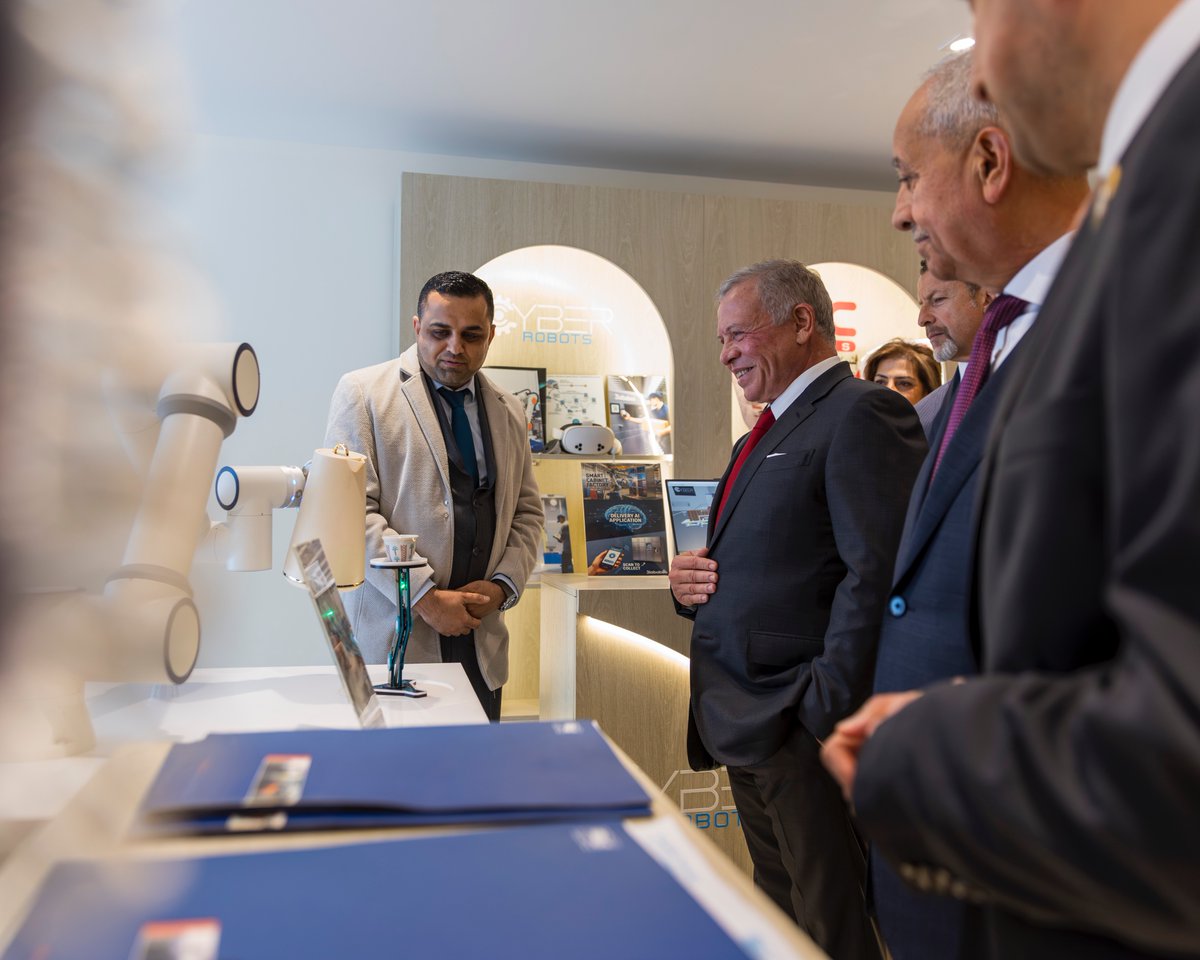 Madar Al-Saa Images 0.1416807416031638