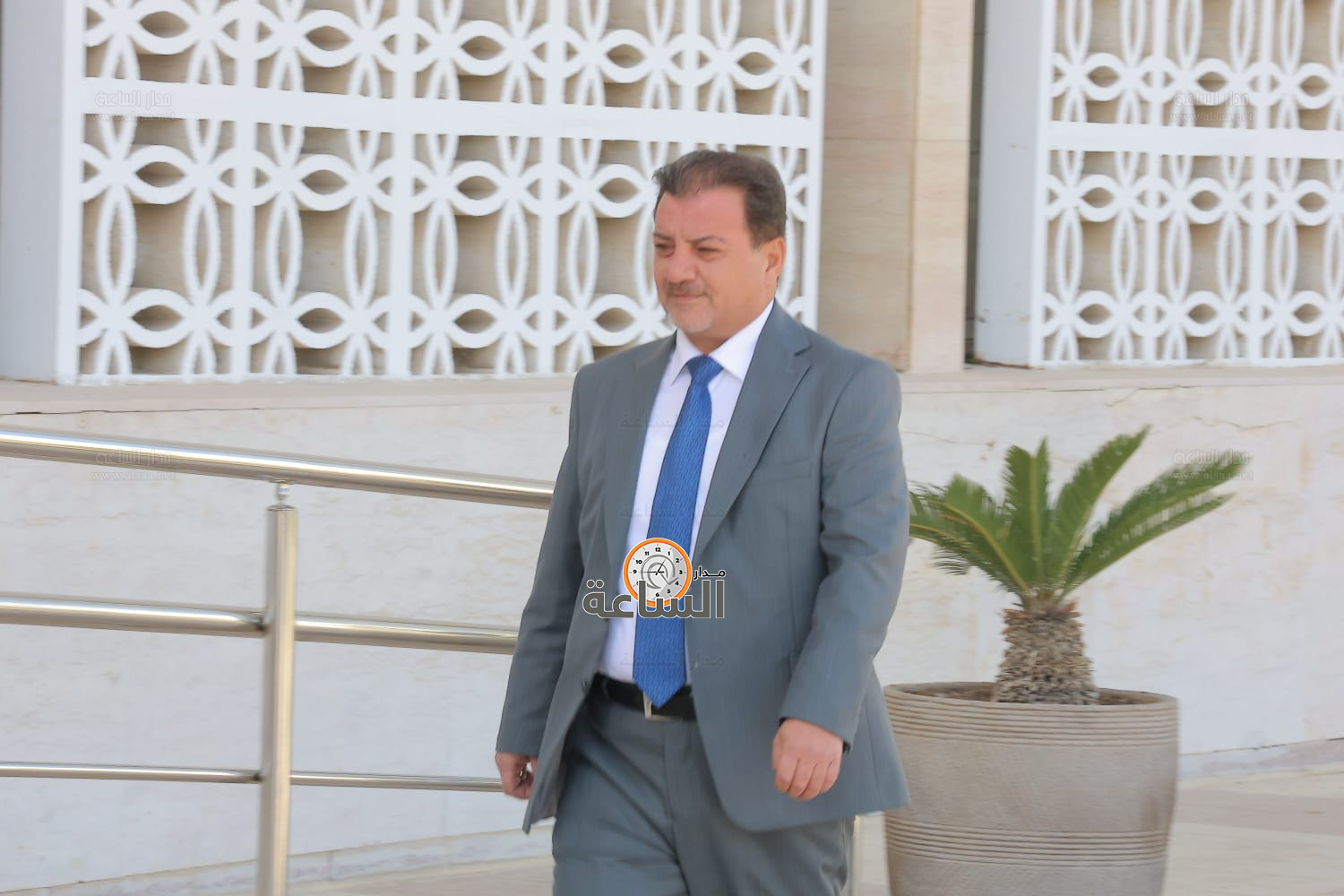 Madar Al-Saa Images 0.6173024427999435