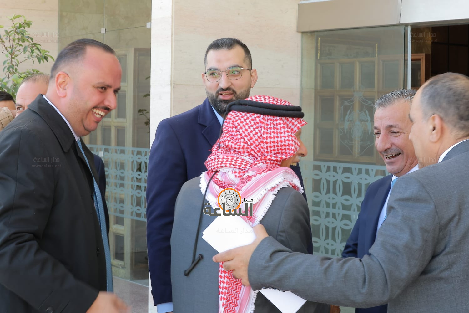 Madar Al-Saa Images 0.6558842911928806