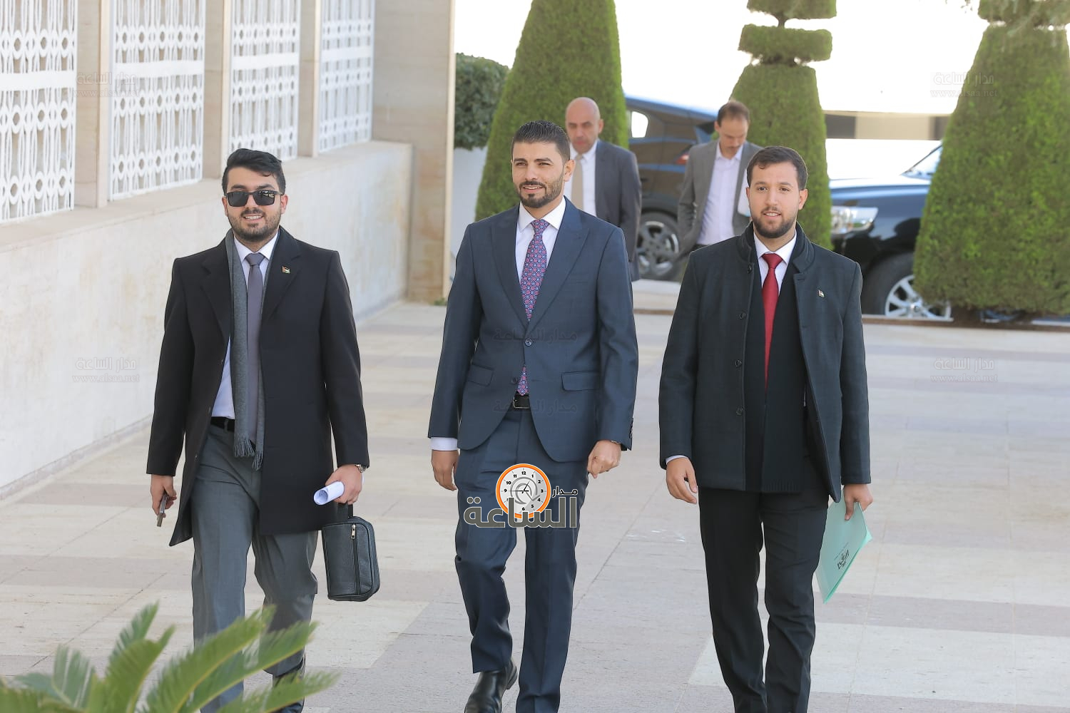 Madar Al-Saa Images 0.456182064854733