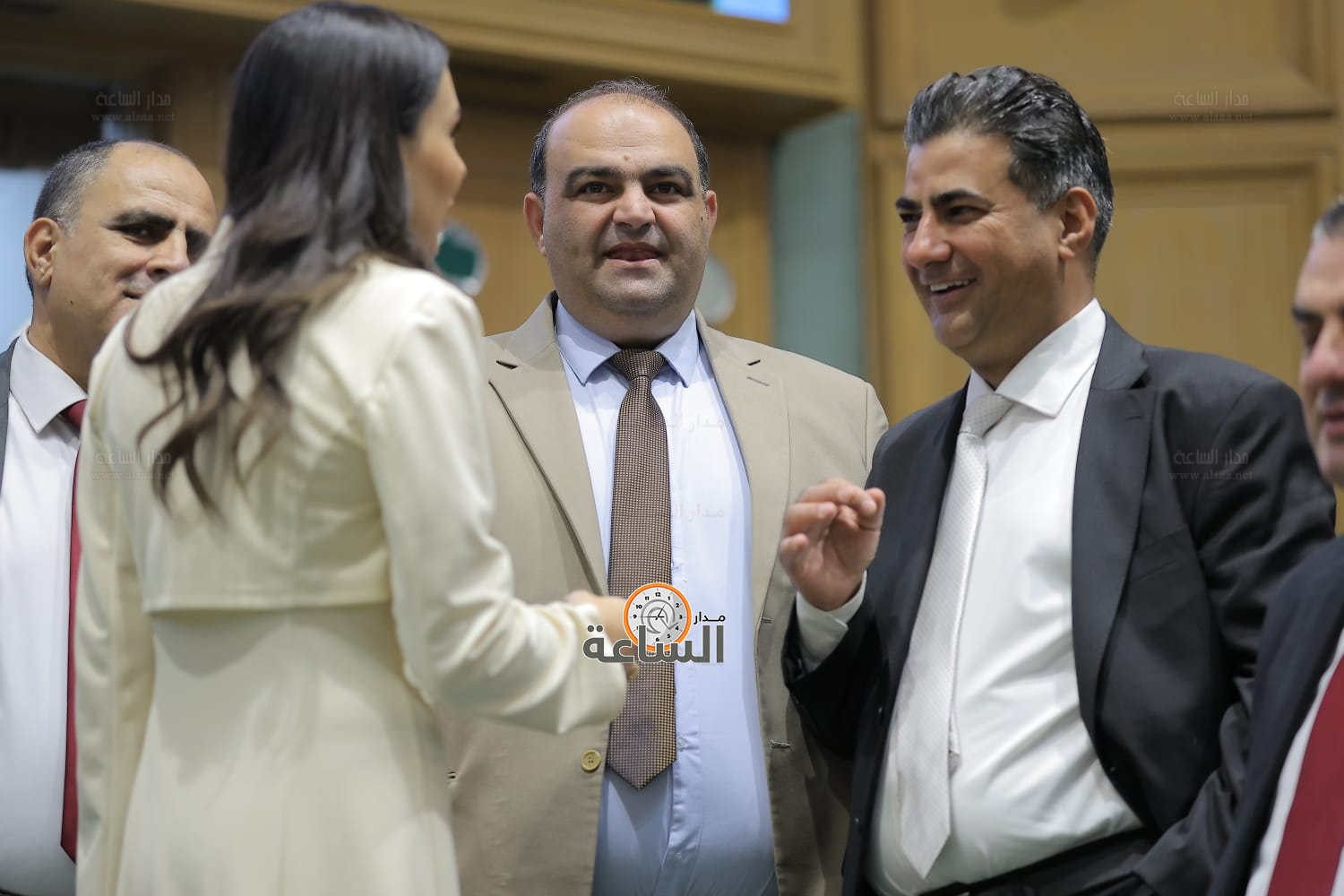 Madar Al-Saa Images 0.12550349942692718