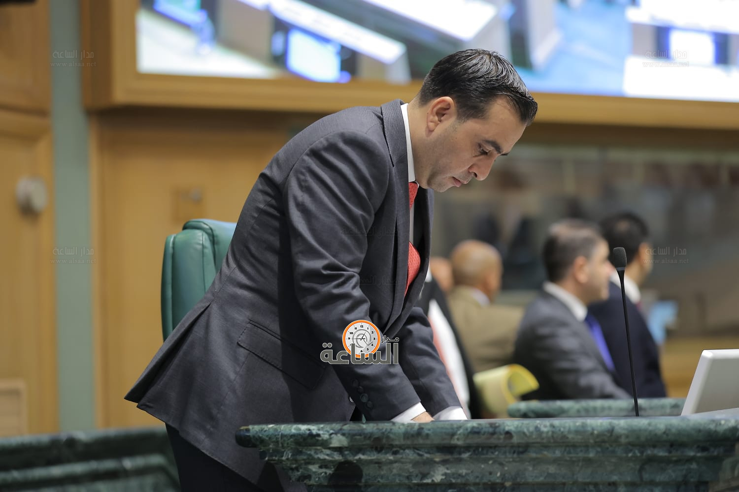 Madar Al-Saa Images 0.44374839596473026