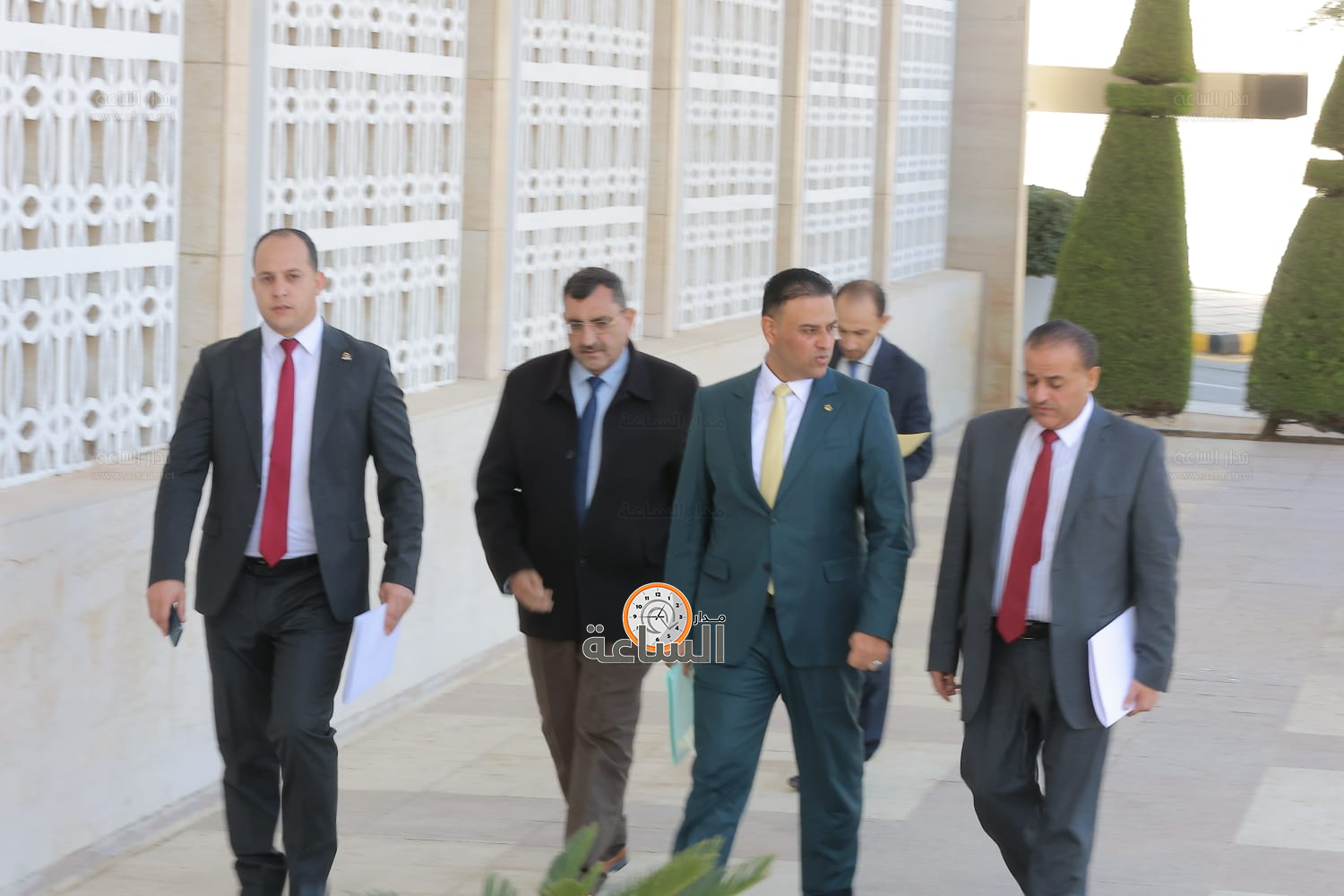 Madar Al-Saa Images 0.8181110702261833