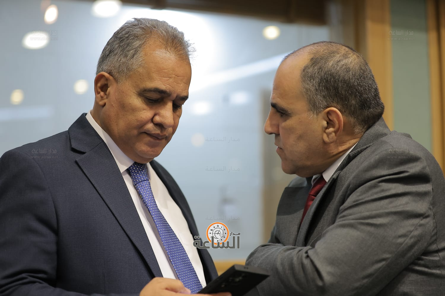 Madar Al-Saa Images 0.8123063522310061