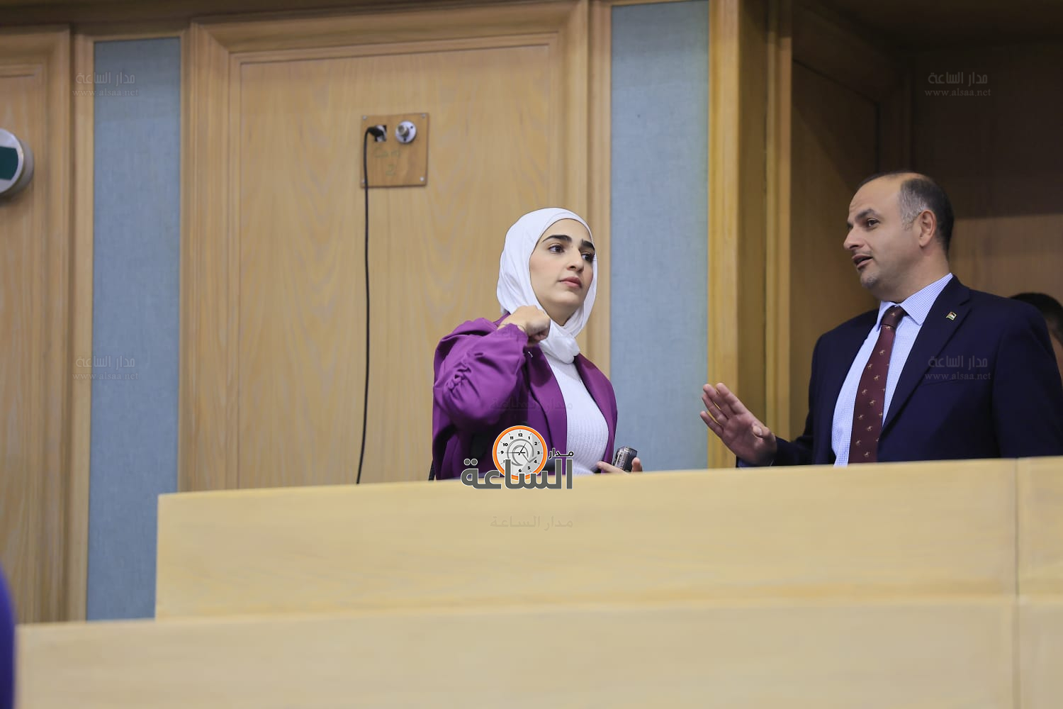 Madar Al-Saa Images 0.3393457965813875