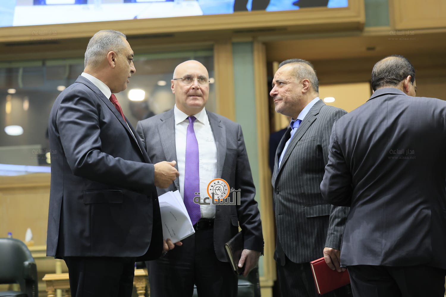 Madar Al-Saa Images 0.7342794121083396