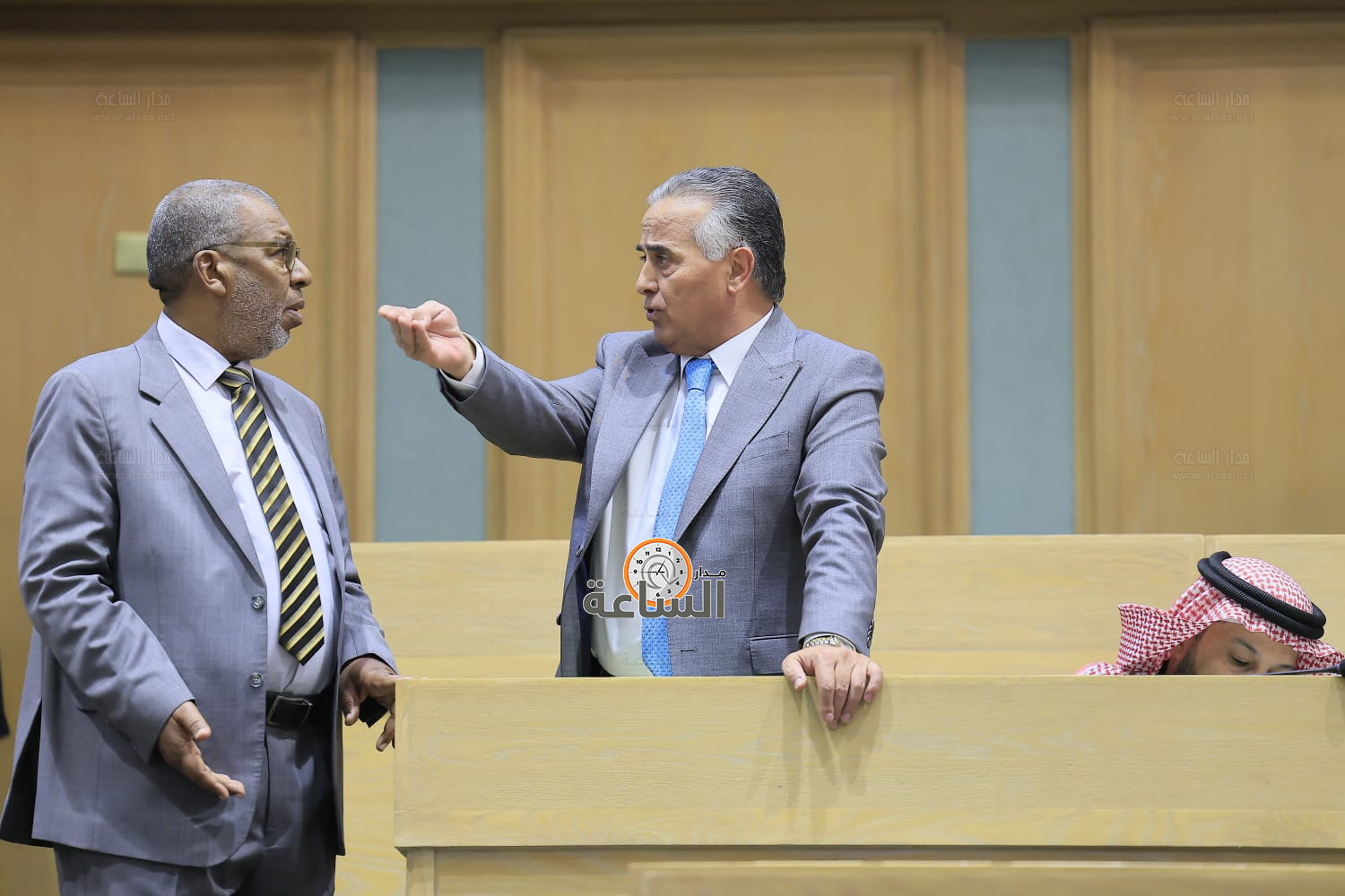 Madar Al-Saa Images 0.4948668817362818